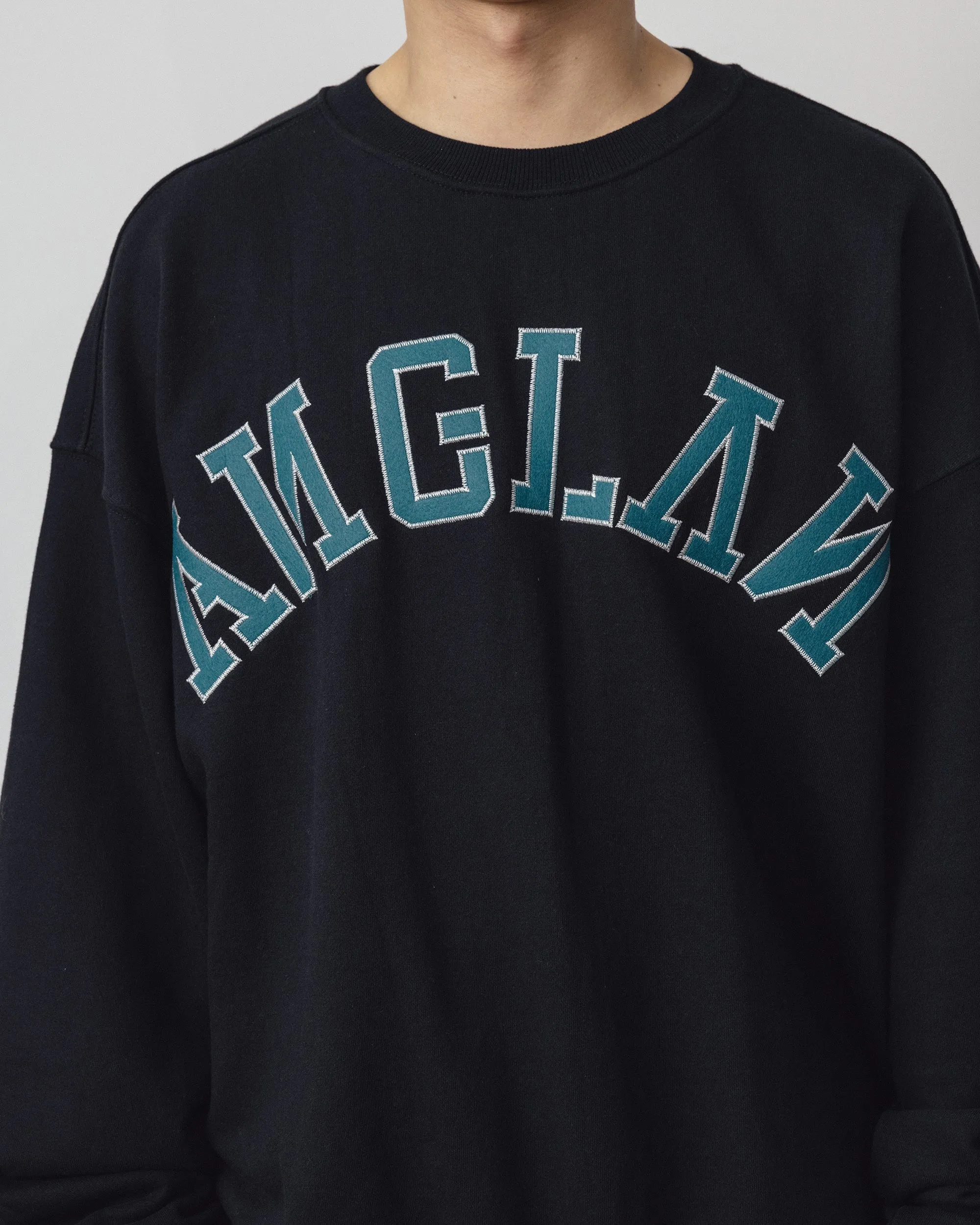 APPLIQUE BIG LOGO SWEAT SHIRT - BLACK