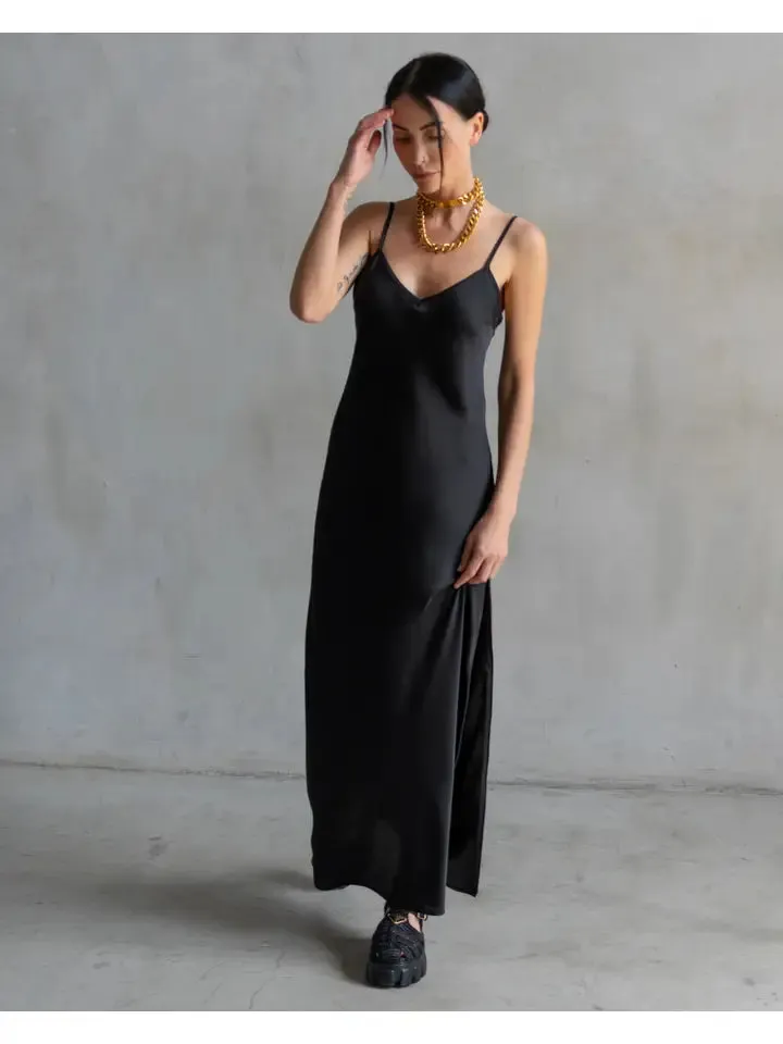 Basic Lennon Zipslip™️ Dress Black