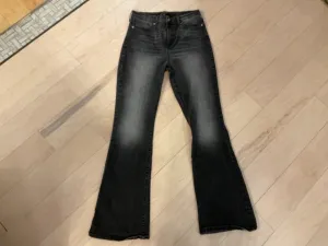 {{ClientCode}} BLACK BANANA REPUBLIC DENIM, 8