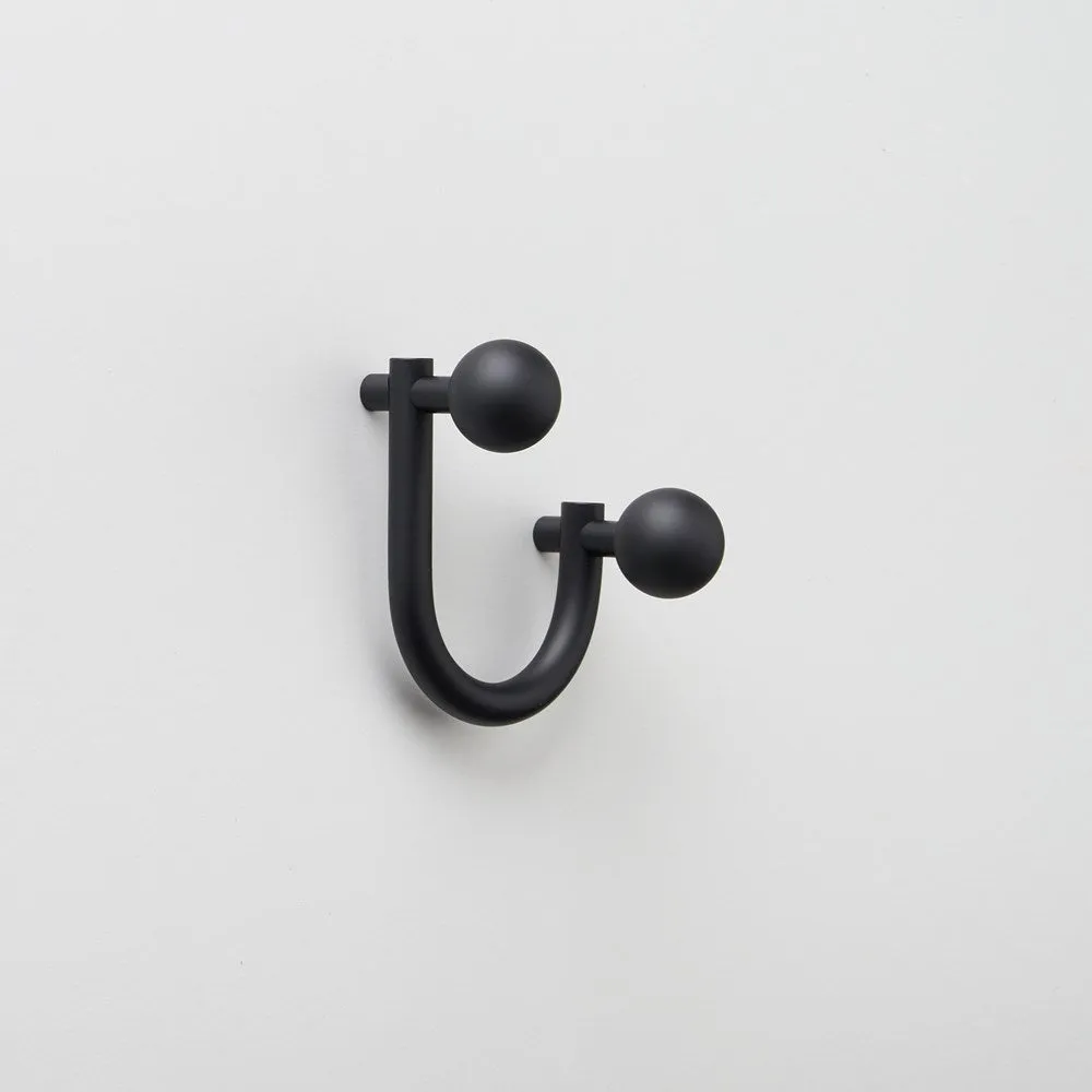 Lo & Co Sphere Hook Small