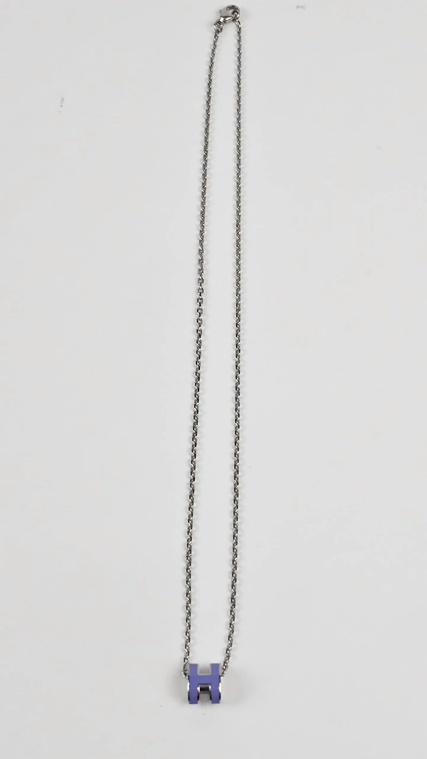 Mini Pop H Lilas Lacquered Metal with Palladium-plated Hardware necklace