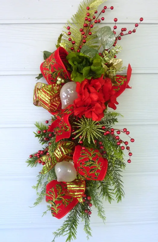 Red and Green Christmas Door Swag, Christmas decorations